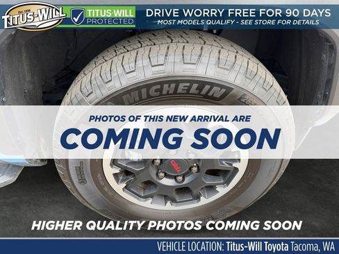 Used 2025 Toyota 4Runner TRD Off-Road AWD/4WD image 5