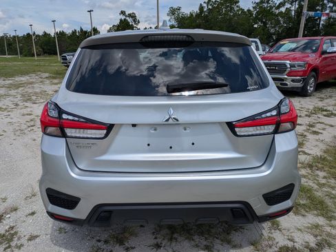 Used 2025 Mitsubishi Outlander Sport AWD image 5