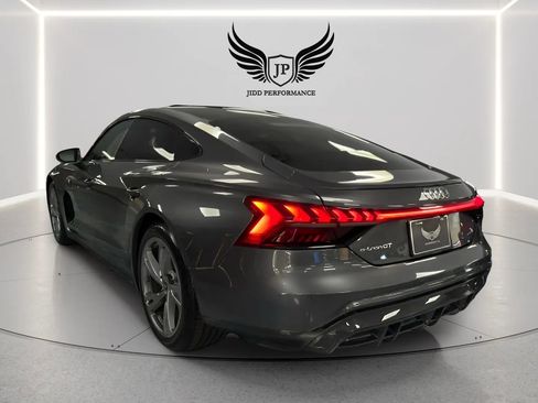 Used 2022 Audi e-tron GT Premium Plus AWD/4WD image 5