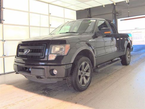 Used 2014 Ford F150 FX4 w/ Equipment Group 401A Mid AWD/4WD image 16