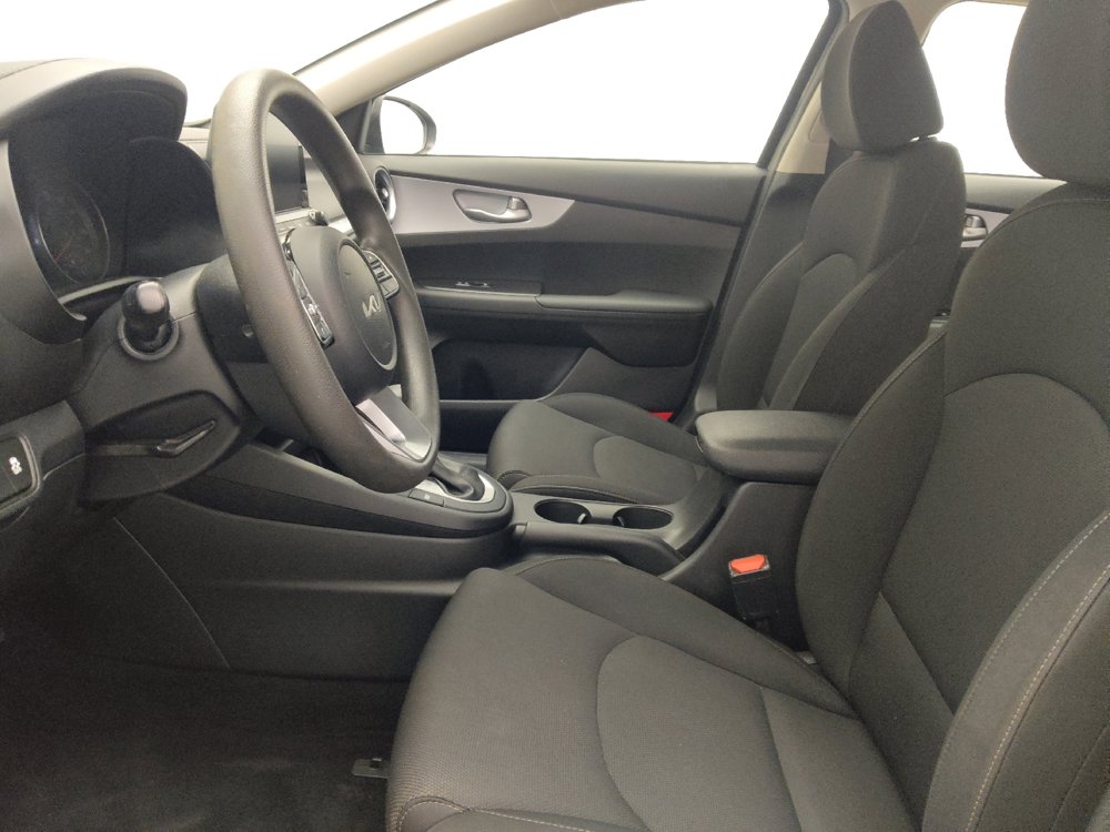 Used 2024 Kia Forte LXS w/ LXS Technology Package FWD image 17