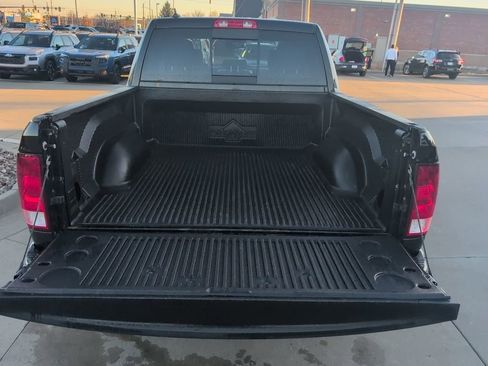 Used 2019 RAM 1500 Big Horn AWD/4WD image 14
