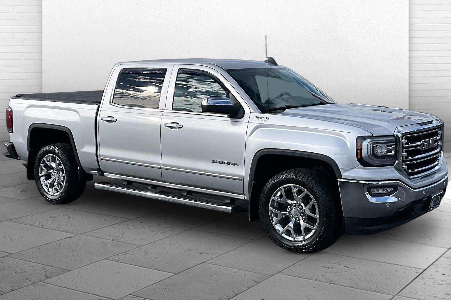 Used 2018 GMC Sierra 1500 SLT AWD/4WD image 1