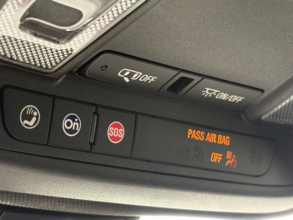 Used 2022 Chevrolet Blazer RS FWD image 9