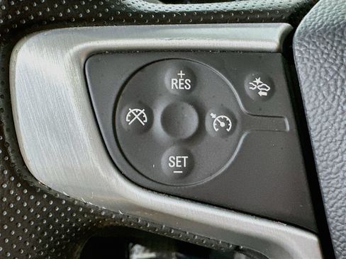Used 2023 GMC Acadia SLE FWD image 23