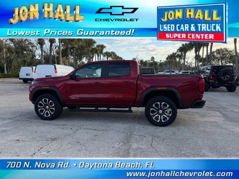 Used 2024 GMC Canyon AT4 w/ AT4 Premium Package image 5