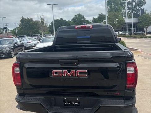 Used 2024 GMC Canyon AT4 w/ AT4 Premium Package AWD/4WD image 3