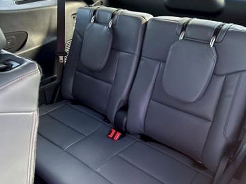 New 2026 Ford Explorer Active w/ Active Comfort Package image 30