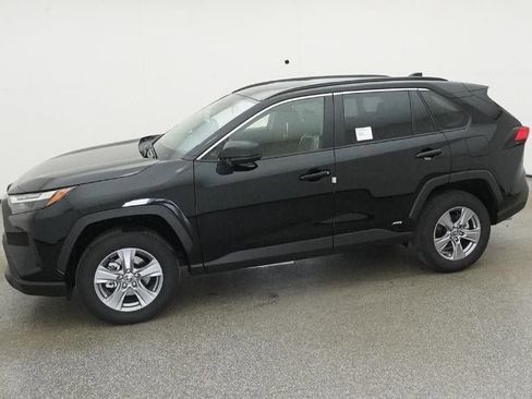 New 2025 Toyota RAV4 LE image 2