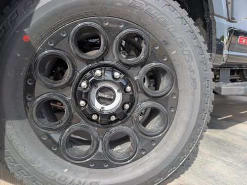 New 2026 Ford F350 Lariat w/ Black Appearance Package image 7