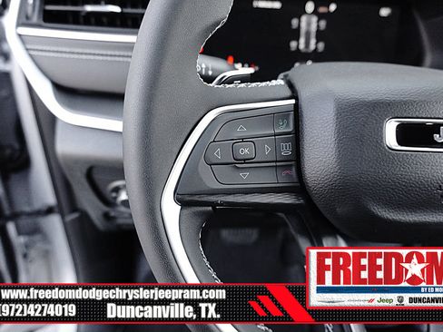 New 2025 Jeep Grand Cherokee Laredo X image 24