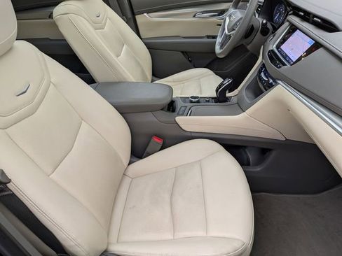 Certified 2023 Cadillac XT5 Premium Luxury w/ Technology Package image 27