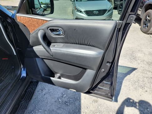 Used 2018 Nissan Armada SL image 22