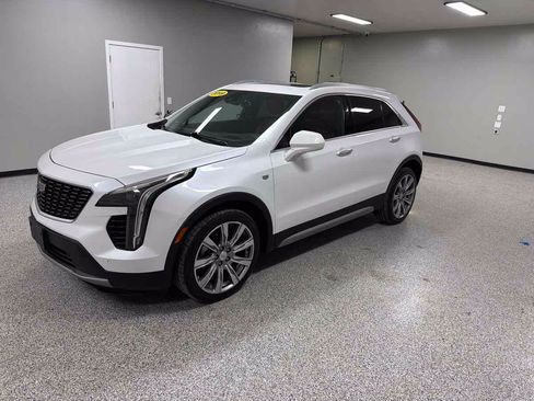 Used 2019 Cadillac XT4 Premium Luxury FWD image 7