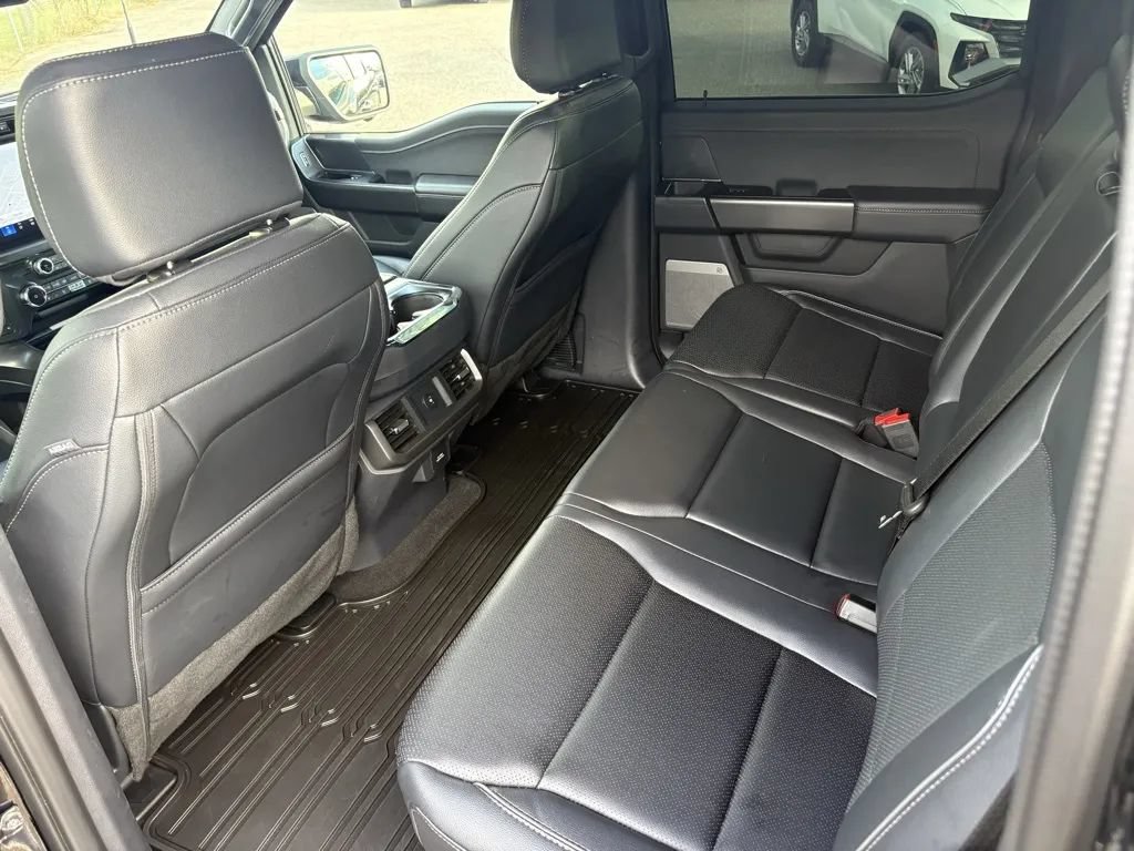 Used 2025 Ford F150 Lariat w/ Equipment Group 501A Mid AWD/4WD image 43