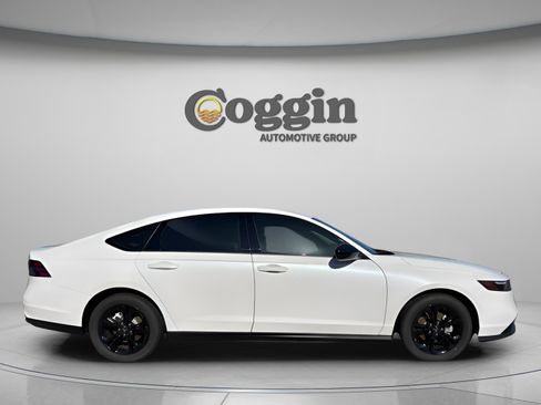 New 2025 Honda Accord SE image 6