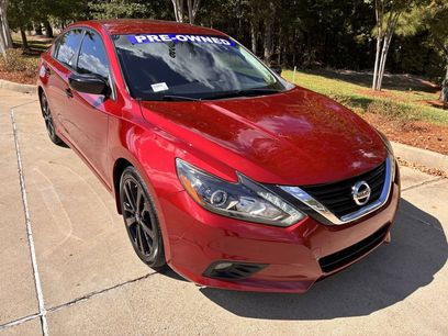 Used 2017 Nissan Altima 2.5 SR w/ Midnight Edition Package