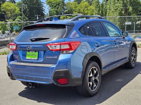 Used 2015 Toyota Camry SE w/ Moonroof Package FWD image 39
