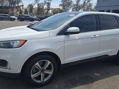 Used 2024 Ford Edge SEL w/ Convenience Package