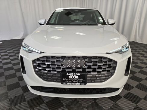 New 2025 Audi Q5 Premium Plus image 9