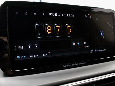 Used 2022 Hyundai Santa Fe SEL w/ Convenience + Premium Package FWD image 4