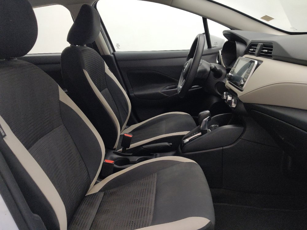 Used 2021 Nissan Versa SV FWD image 21