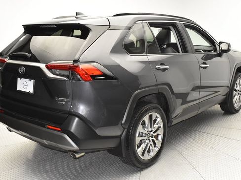Used 2022 Toyota RAV4 Limited AWD/4WD image 5