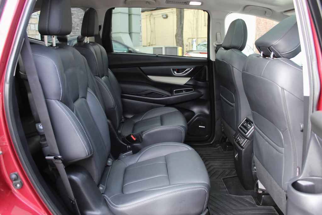 Used 2020 Subaru Ascent Limited w/ Technology Package AWD/4WD image 32