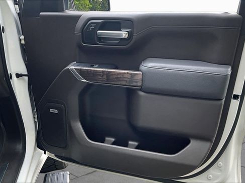 Used 2019 GMC Sierra 1500 Denali w/ Denali Ultimate Package AWD/4WD image 22