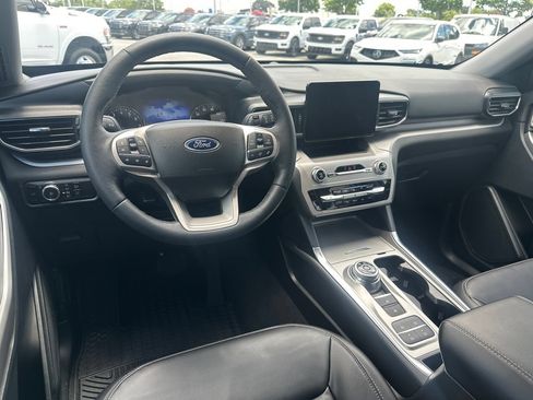 Certified 2023 Ford Explorer XLT w/ Equipment Group 202A RWD image 25