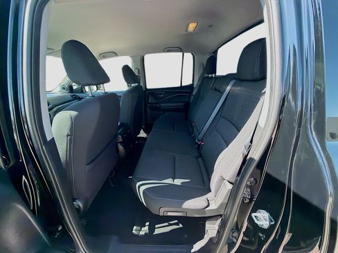 Certified 2024 Honda Ridgeline Sport image 23