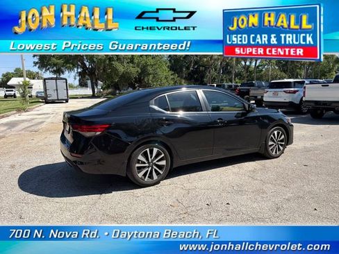 Used 2025 Nissan Sentra SV w/ SV Premium Package FWD image 14