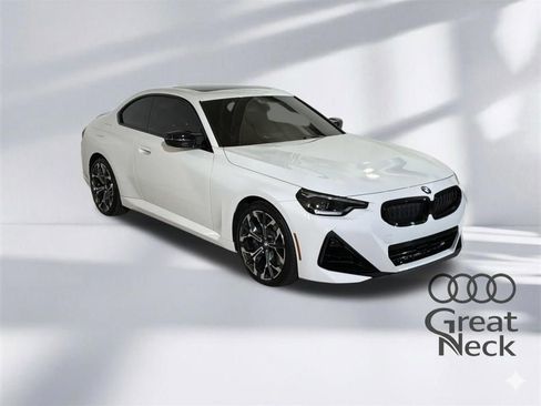 Used 2025 BMW M240i xDrive Coupe AWD/4WD image 11