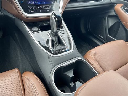 Certified 2021 Subaru Outback Touring w/ Popular Package #2 image 17