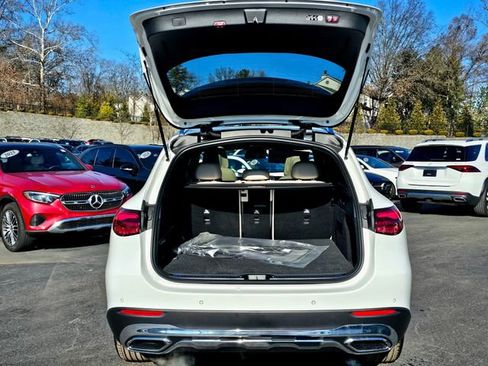 New 2026 Mercedes-Benz GLC 300 4MATIC image 9