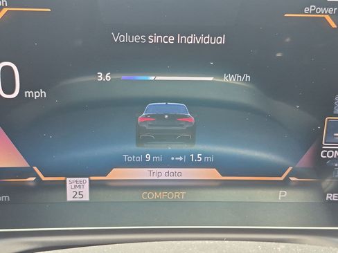 New 2026 BMW i4 eDrive40 w/ Parking Assistance Package RWD image 22