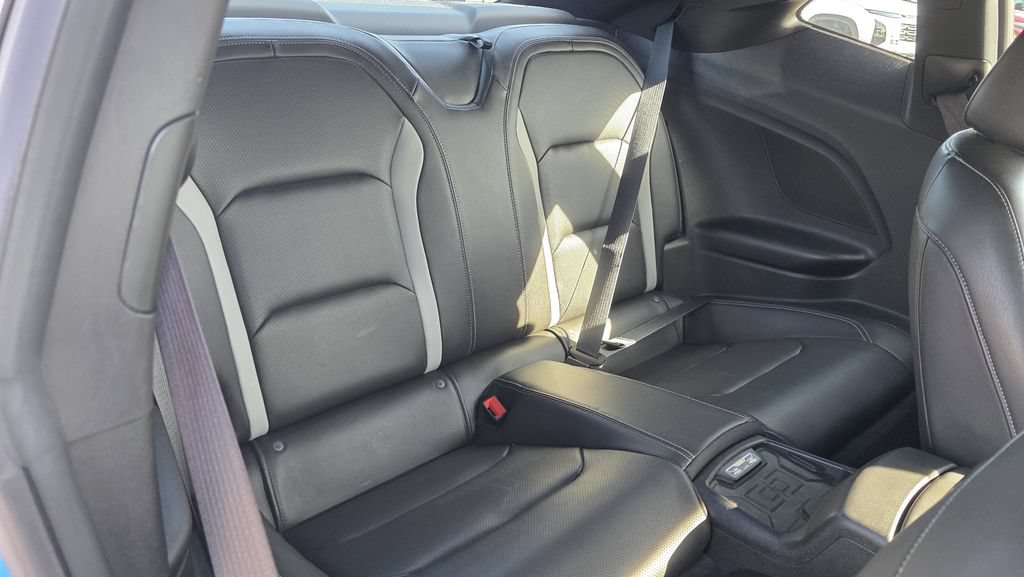 Used 2022 Chevrolet Camaro LT w/ RS Package RWD image 7