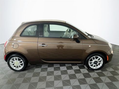 Used 2012 FIAT 500 Pop w/ Bose Premium Audio Pkg FWD image 11