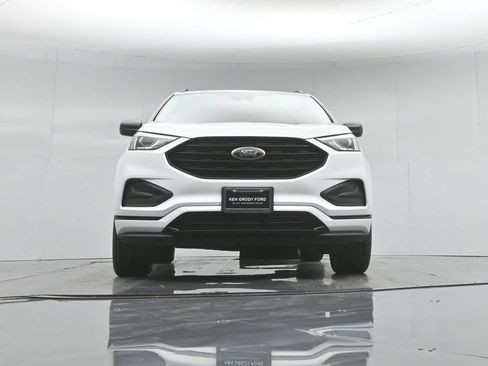 Used 2022 Ford Edge SE w/ Black Appearance Package AWD/4WD image 46