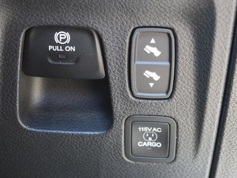 Used 2023 RAM 1500 Limited AWD/4WD image 23