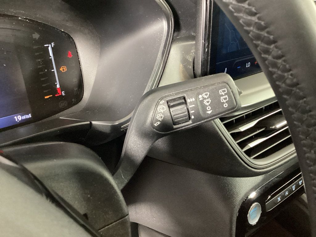 Used 2023 Ford Escape Active w/ Tech Pack #1 AWD/4WD image 15