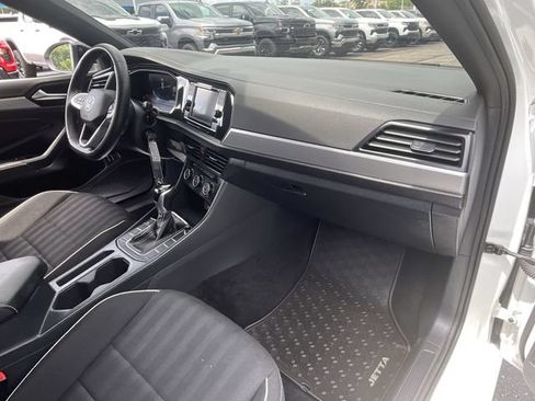 Used 2024 Volkswagen Jetta Sport FWD image 25