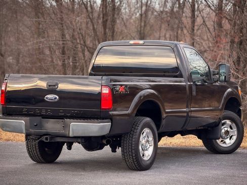 Used 2011 Ford F250 XLT w/ XLT Interior Pkg image 6