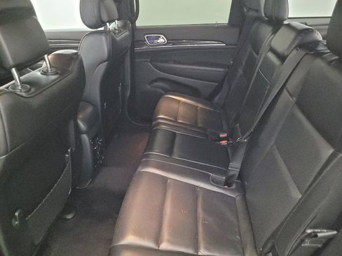 Used 2018 Jeep Grand Cherokee Overland image 18