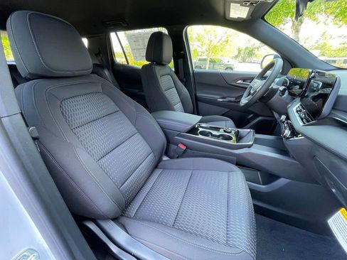 New 2026 Chevrolet Equinox LT FWD image 31