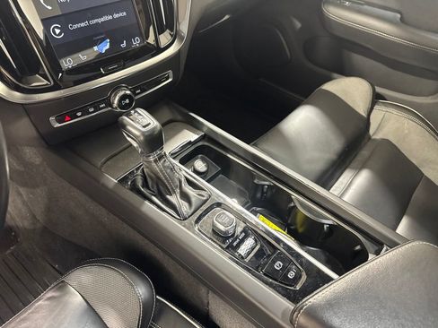 Used 2019 Volvo S60 T6 R-Design AWD/4WD image 14