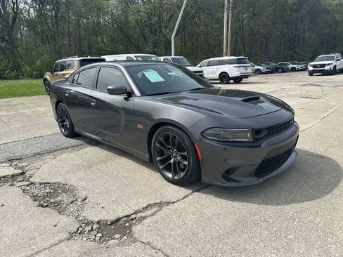 Used 2022 Dodge Charger Scat Pack RWD image 11