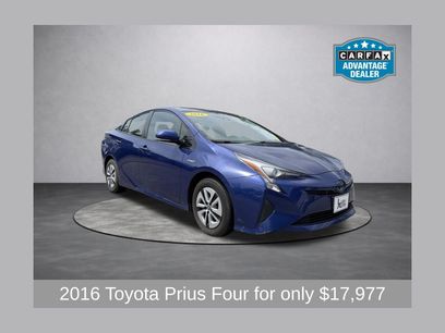 Used 2016 Toyota Prius Four w/ Advanced Technology Package