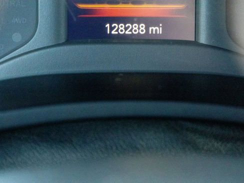 Used 2023 RAM 3500 Tradesman image 17