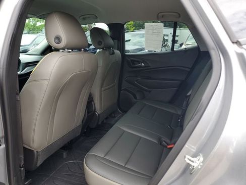 Used 2025 Chevrolet Trax ACTIV w/ Driver Confidence Package FWD image 13